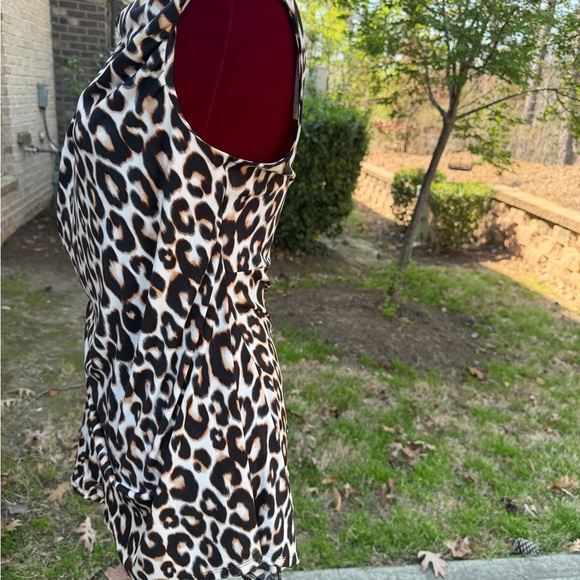 Chaus Leopard Print Top - Picture 6 of 7